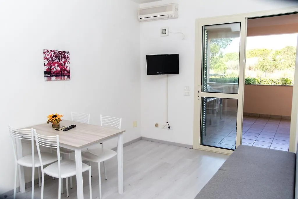 Trilocale In Un Residence A Principina Mare 프린시피나 아 마레