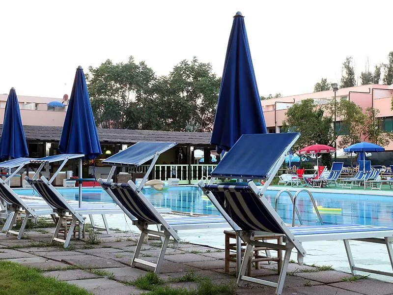 ** Aparthotel Trilocale In Un Residence A Principina Mare Principina a Mare Italy