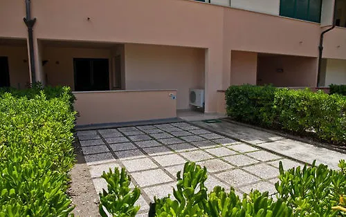 Trilocale In Un Residence A Principina Mare Principina a Mare Aparthotel